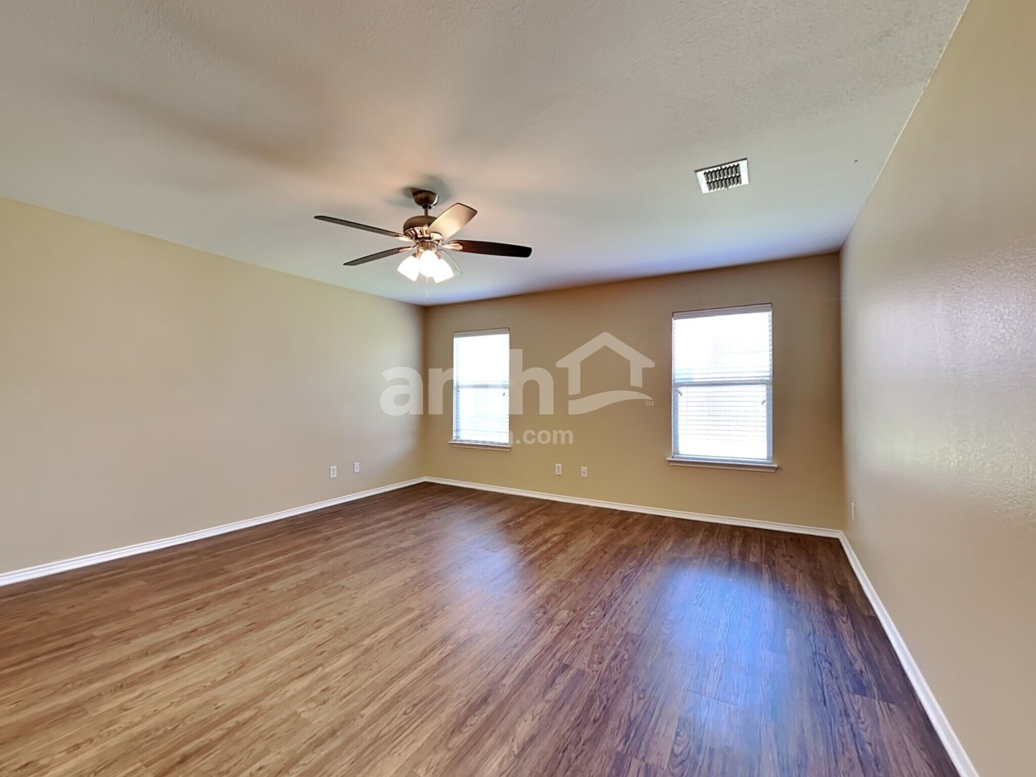 Building Photo - 1741 Trego Dr