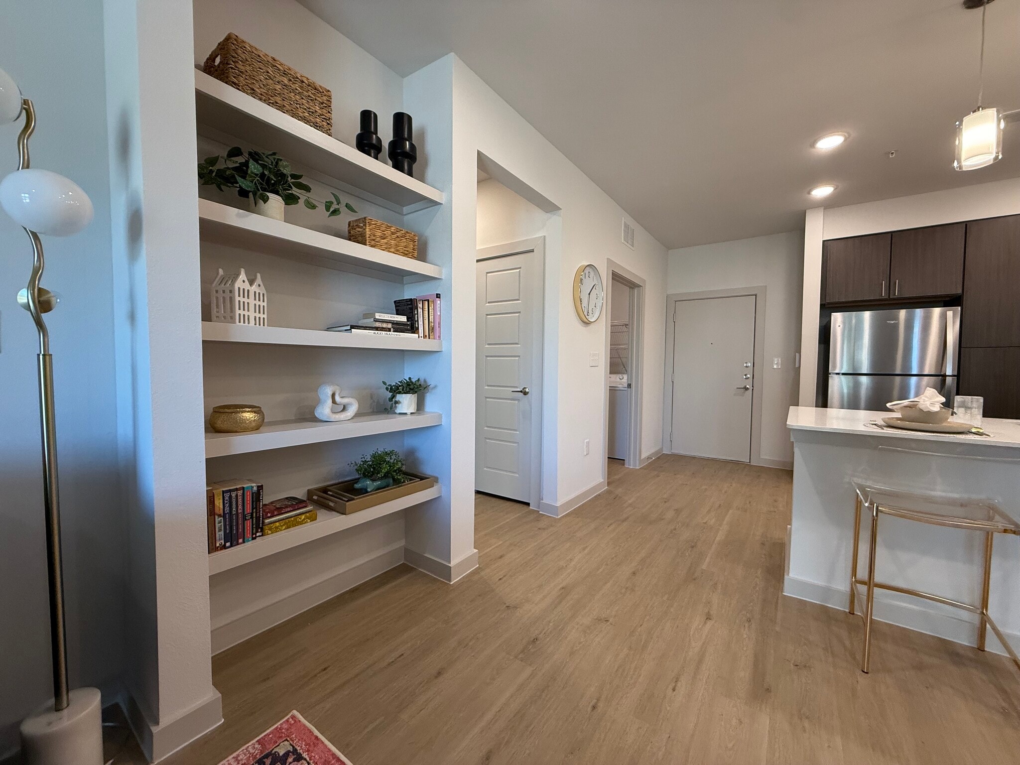 Building Photo - 1102 Treeta Trl