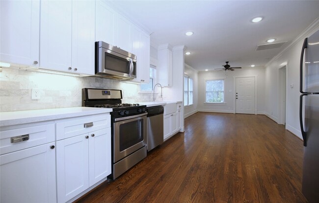 Building Photo - 214 Munford St