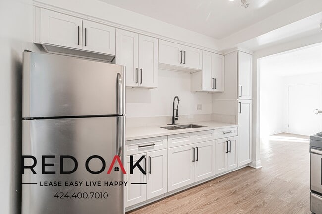 Building Photo - 12520 Lakewood Blvd