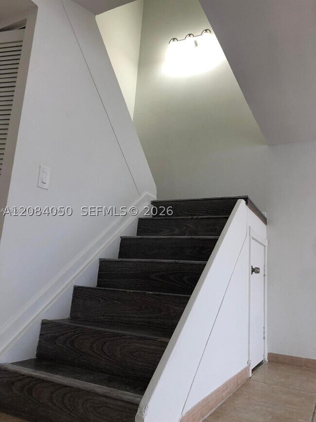 Building Photo - 6575 W 24th Ct