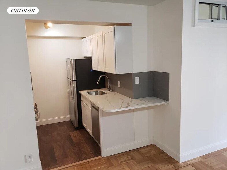 Primary Photo - 345 E 56th St
