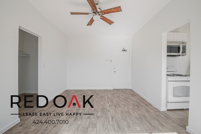 Building Photo - 932 Irolo St