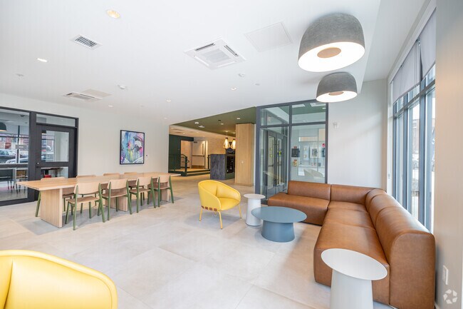 6 Lamartine - Lobby - 2 and 6 Lamartine