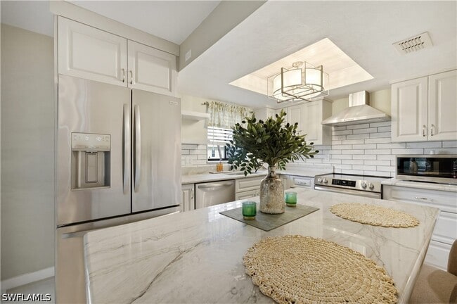 Building Photo - 16001 Amberwood Lake Ct