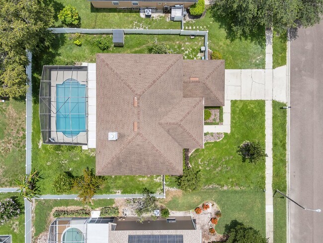 Building Photo - Spacious 6-bedroom, 3-bathroom Tuska ridge...
