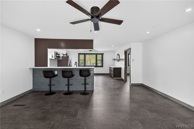 Building Photo - 5751 Curriers Rd