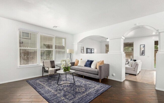 Building Photo - 17127 W Statler St