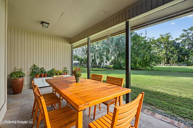 Building Photo - 6819 Mc Mullin St