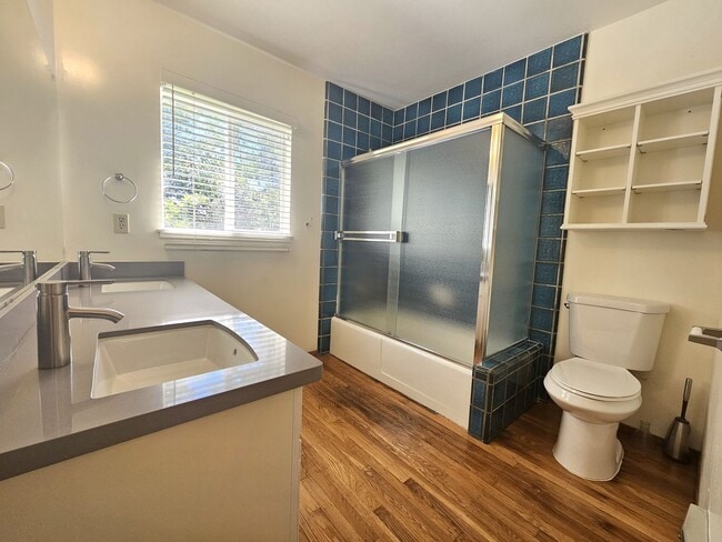 Building Photo - 4-Bedroom Single Family Home in Palo Alto-  lease take over