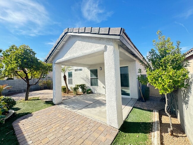 Building Photo - Charming Single-Story 3 bedroom