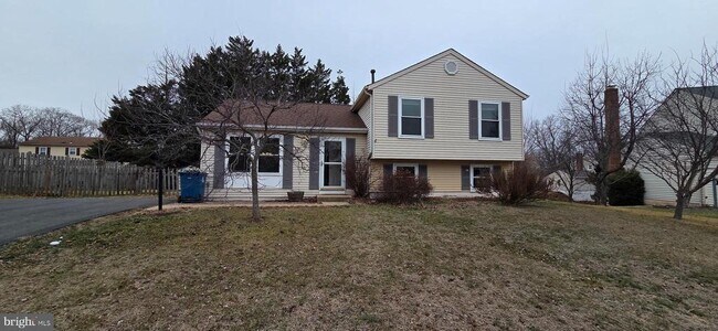 Building Photo - 223 Laura Anne Ct