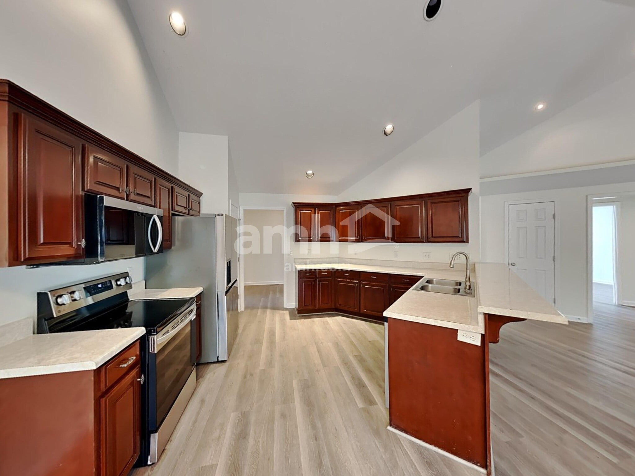 Building Photo - 3119 Lamura Ln