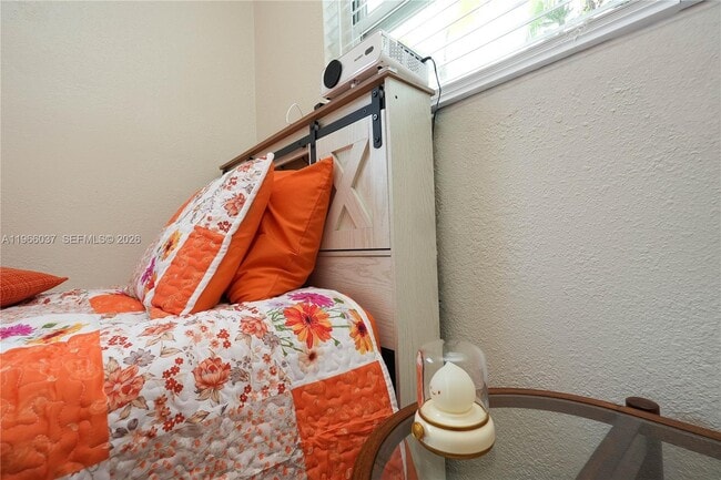 Building Photo - 742 Granada St