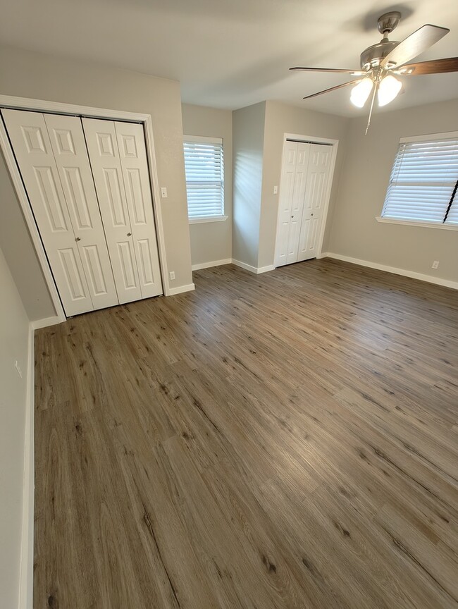 Building Photo - 2404 Northtown Ct