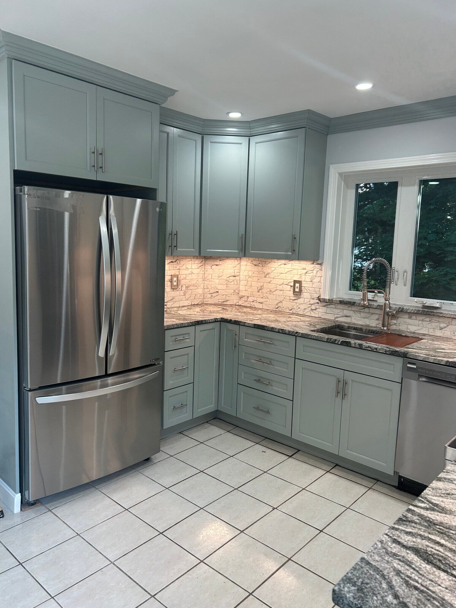 Building Photo - 1250 Gardners Neck Rd