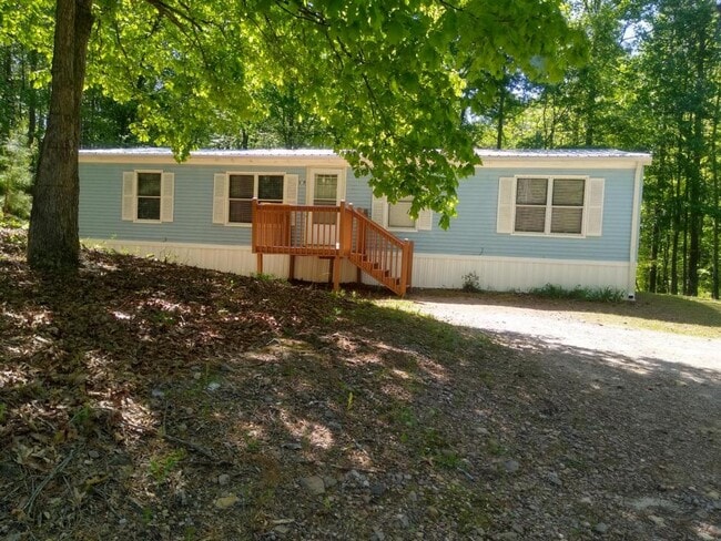 Primary Photo - 107 Oak View Dr