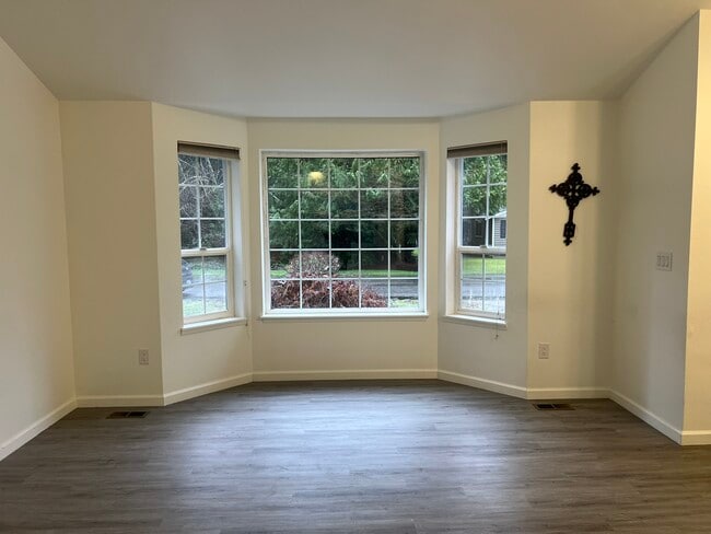 Building Photo - 7501 55th Ave Ct NW