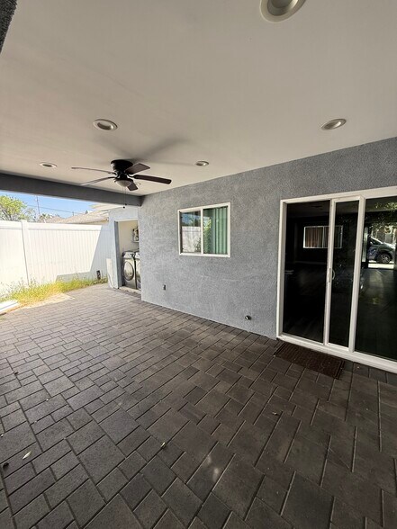 Building Photo - 8225 Ben Ave