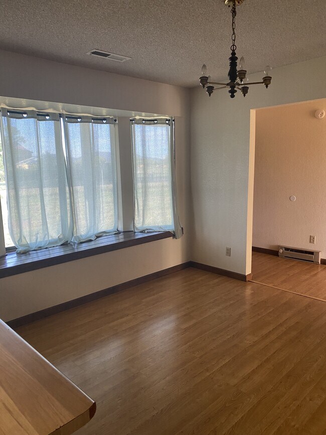 Building Photo - 6780 Anaya Ranch Rd