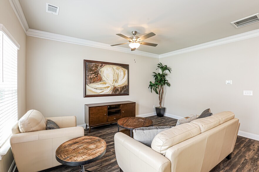 Building Photo - 67 Jackson Ct