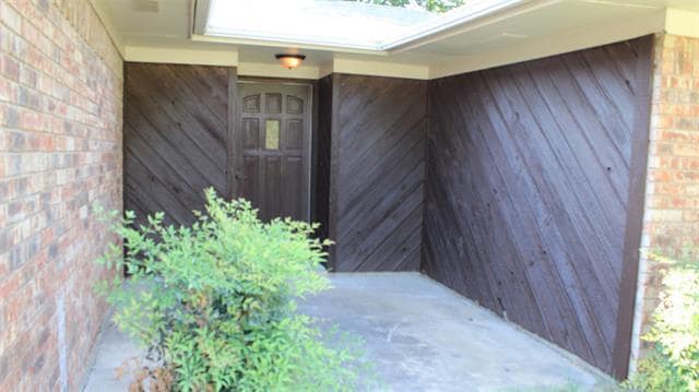 Building Photo - 3202 Burgandy Dr