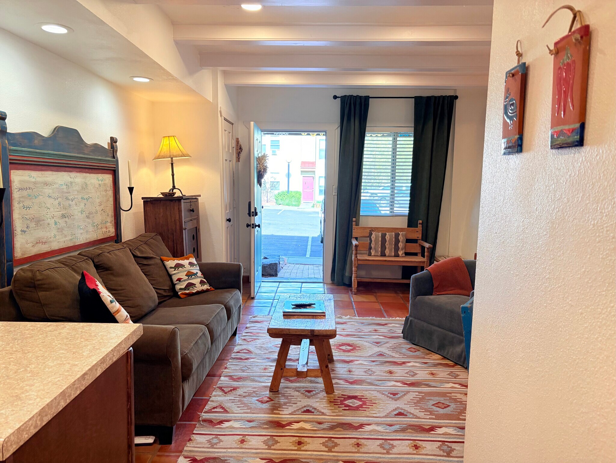 Building Photo - 1572 Avenida de Las Americas