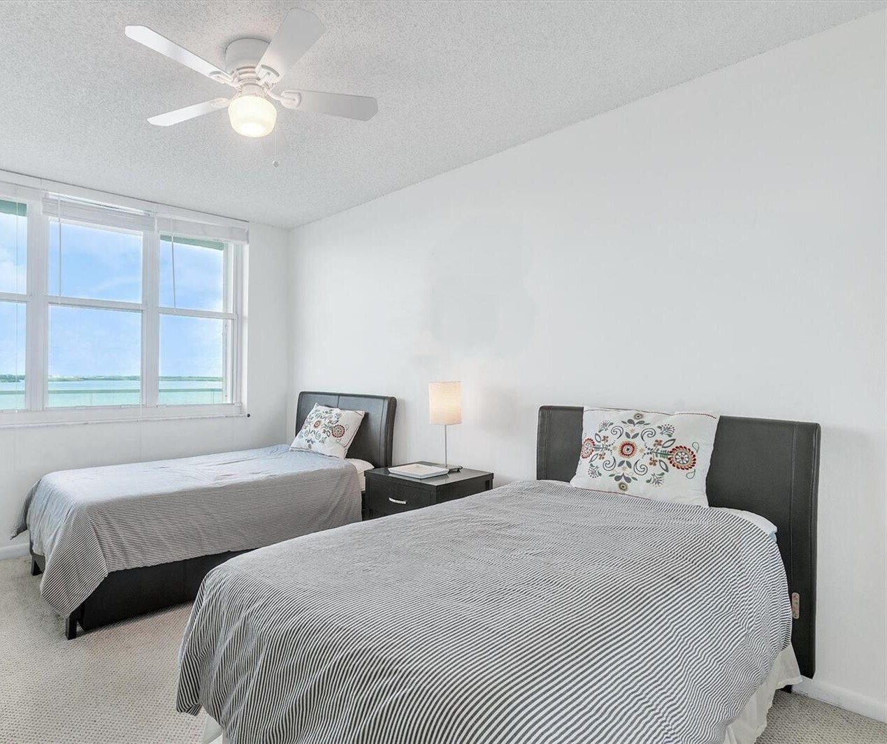 Building Photo - 800 Claughton Island Dr