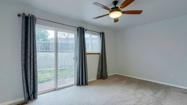 Large bedroom master walk-in closet - 2929 Ross Dr S74