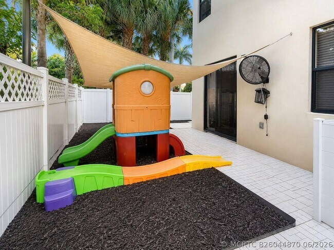 Building Photo - 4822 NW 56th Ct