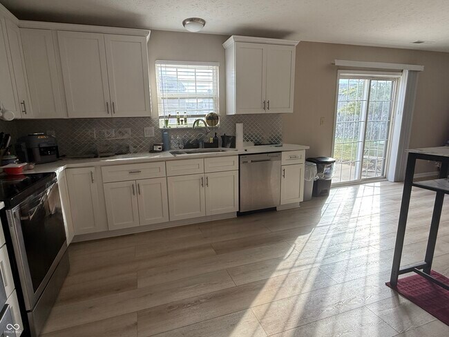 Building Photo - 12381 E 131st St