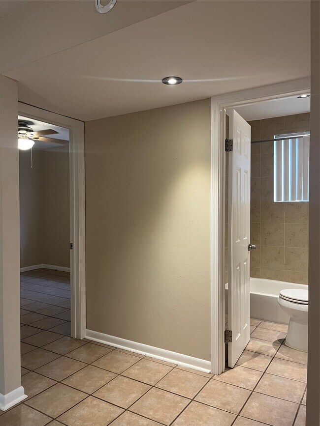 Building Photo - 4010 Feagan St