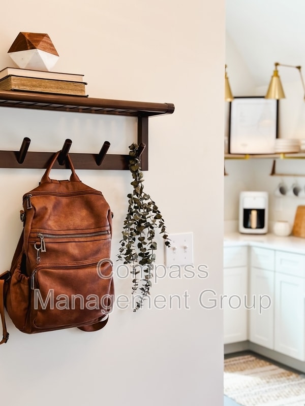 Building Photo - 813 Hall of Fame Dr