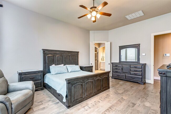 Building Photo - 4710 Deermeadow Falls Ln