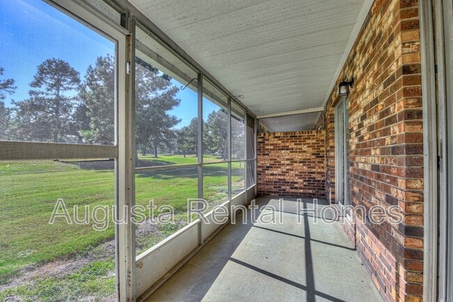 Building Photo - 1674 Goshen Rd