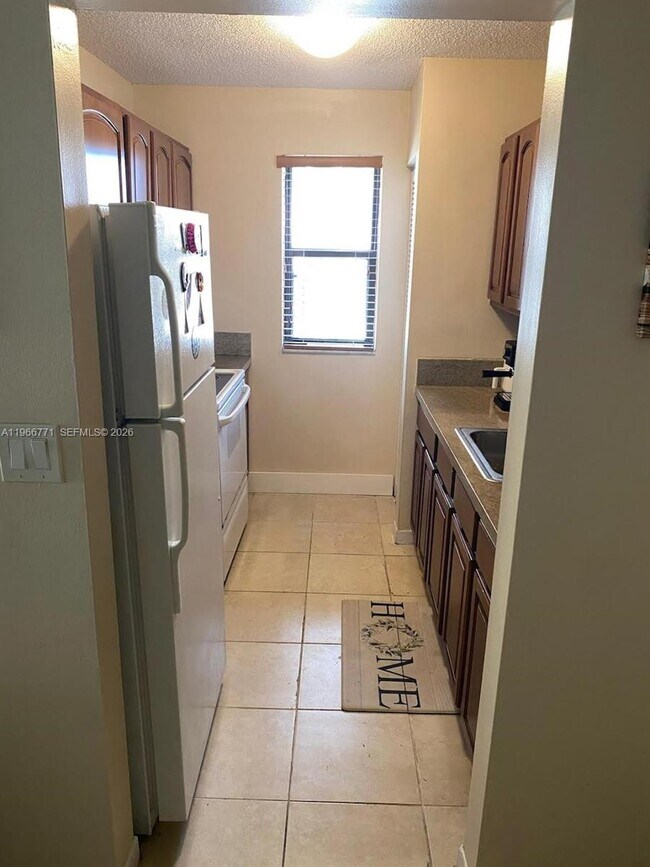 Building Photo - 15520 SW 80th St