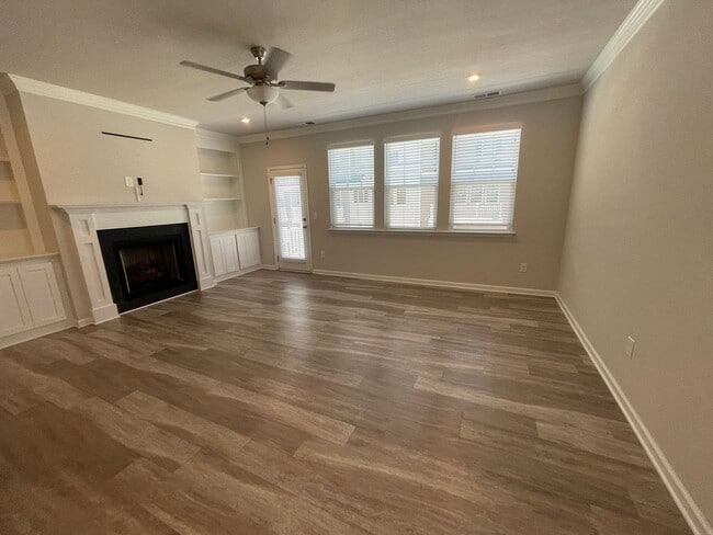 Building Photo - Grassfield Meadows