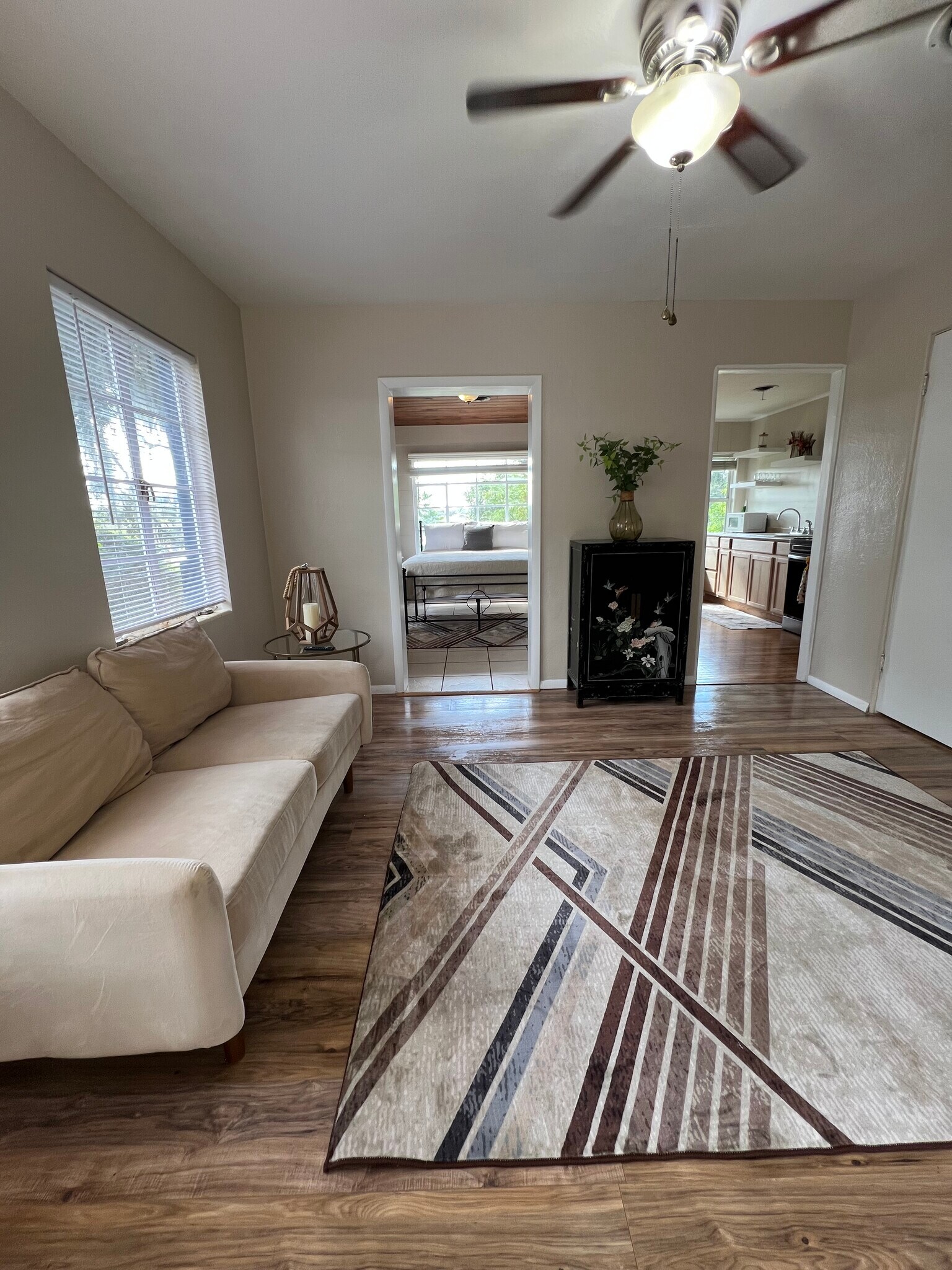 Building Photo - 8330 Honolulu Dr