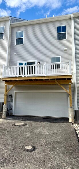 Building Photo - 1289 Fillmore St