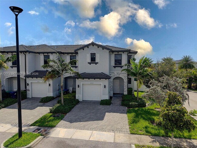 Building Photo - 20369 NW 5th Ct
