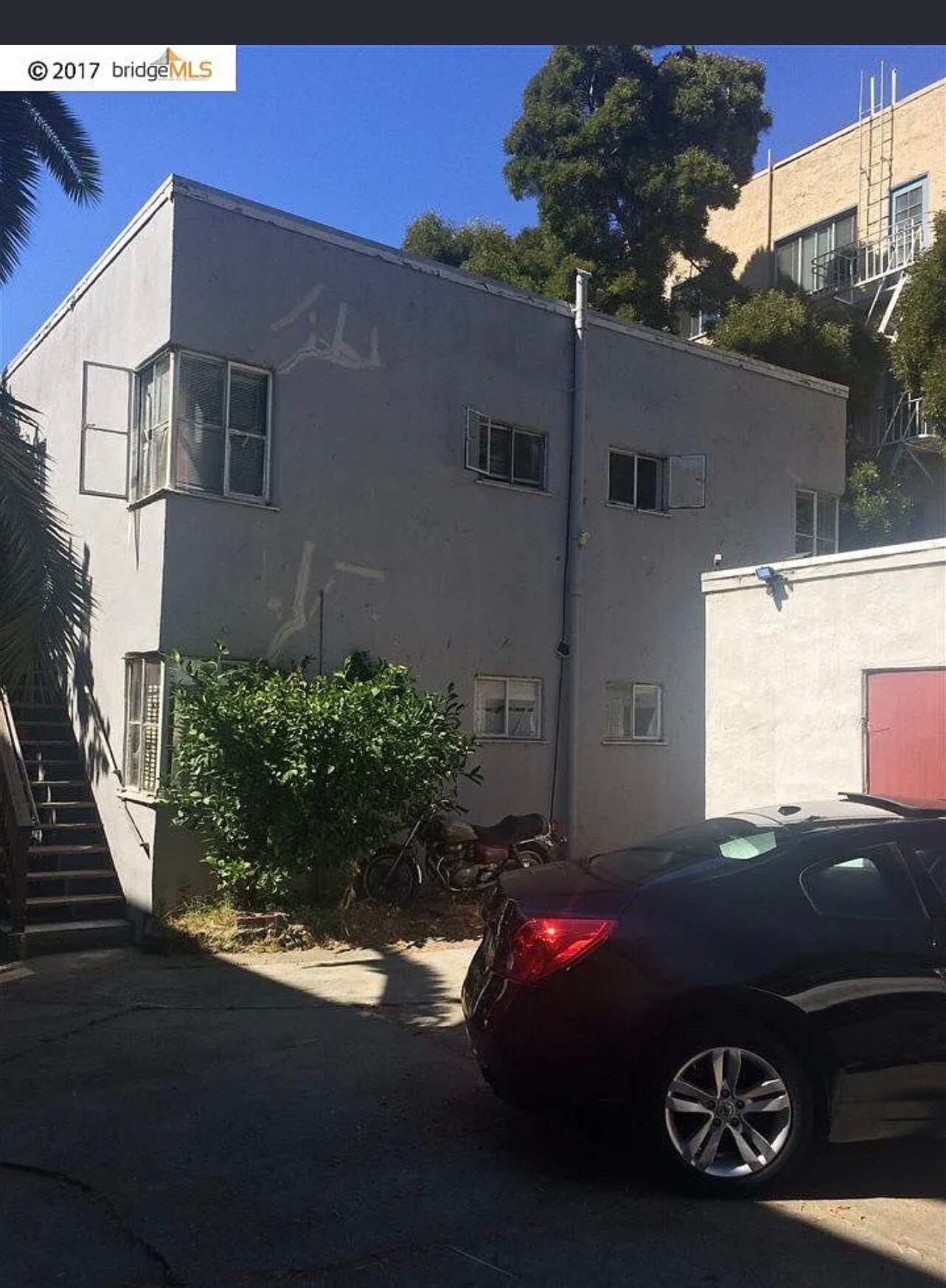 Building Photo - 1914 6th Ave