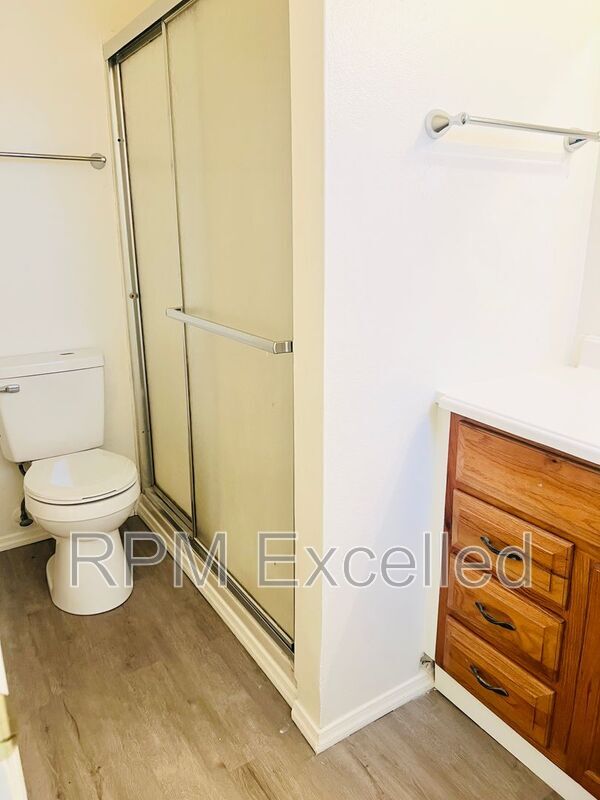 Building Photo - 2500 S 286th Pl