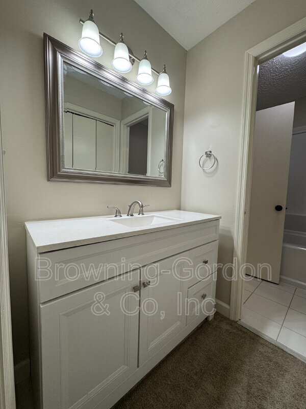 Building Photo - 430 Stewarts Ferry Pike