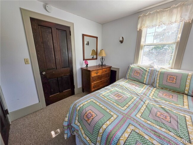 Building Photo - 5358 W Lake Rd