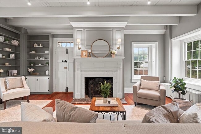 Building Photo - 209 N Bellevue Ave