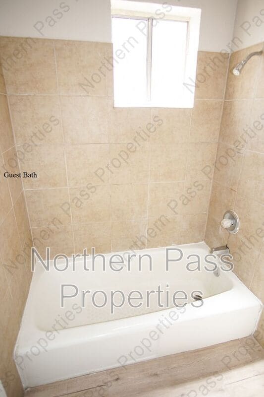 Building Photo - 3403 Pershing Dr