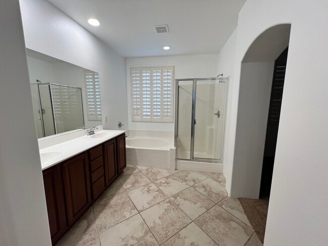 Building Photo - 50342 San Capistrano Dr