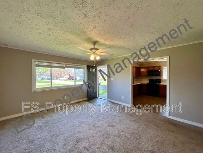 Building Photo - 2464 Tansel Rd