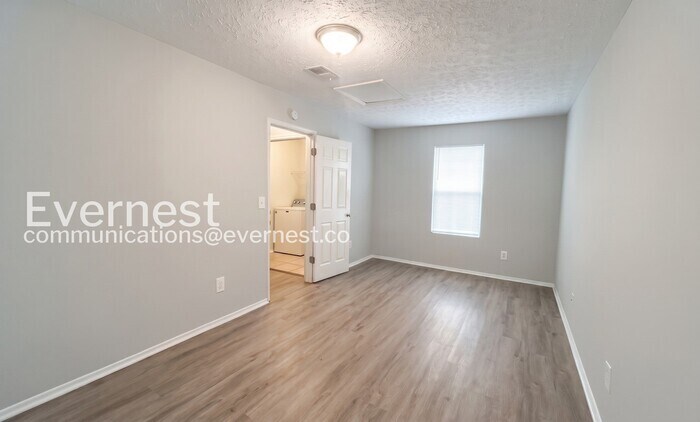 Building Photo - 3833 Conley Downs Dr
