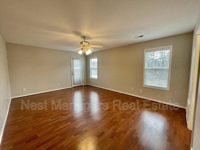 Building Photo - 490 Greywalls Ct